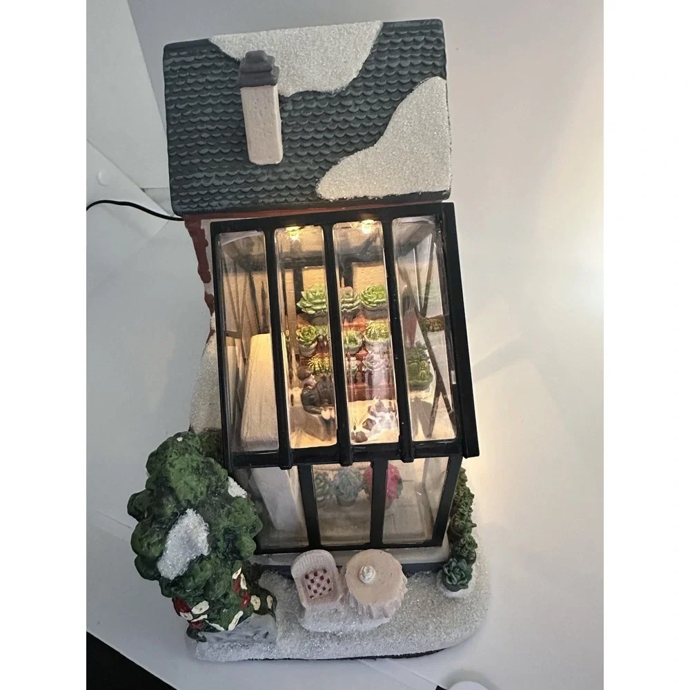 St. Nicholas Square Christmas Village Plant Shop Lighted Building‎ 2020 Tested